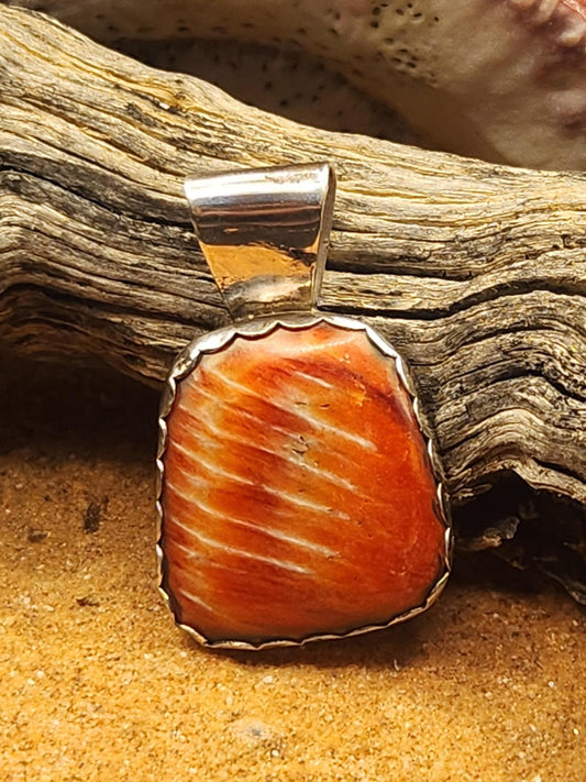 Spiny Oyster Shell Pendant